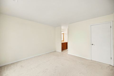 Tiny photo for 1737 Harrow Court #D, Wheaton, IL 60189 (MLS # 12614627)