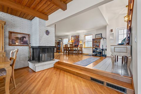 Tiny photo for 27052 W Lakeview Drive S, Lake Barrington, IL 60084 (MLS # 12576769)