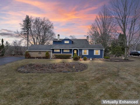Tiny photo for 27052 W Lakeview Drive S, Lake Barrington, IL 60084 (MLS # 12576769)