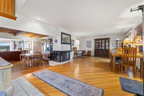 Tiny photo for 27052 W Lakeview Drive S, Lake Barrington, IL 60084 (MLS # 12576769)