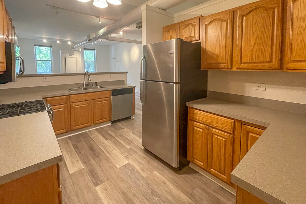 1844 W Henderson Street SFH