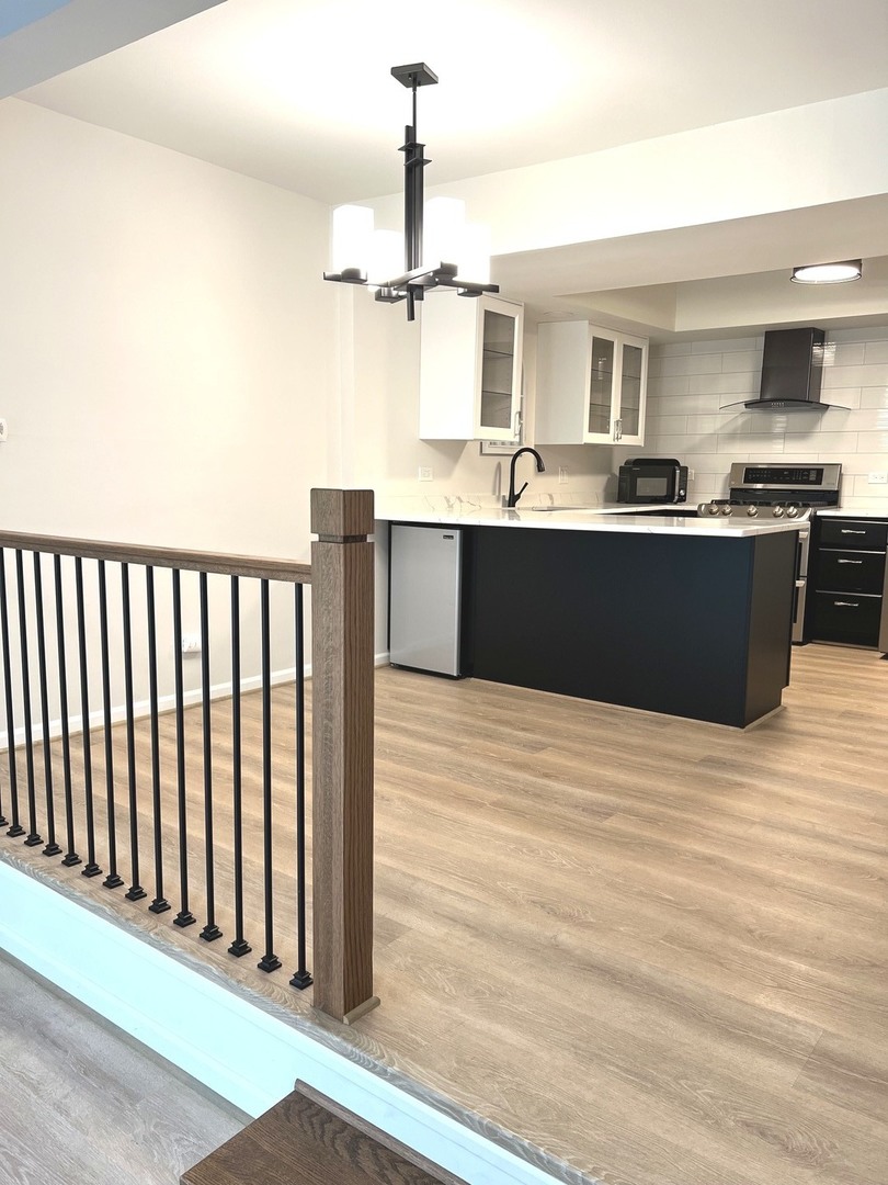 27 Mineola Road 27
