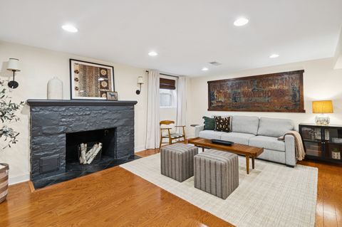 Tiny photo for 6632 N Sioux Avenue, Chicago, IL 60646 (MLS # 12501385)