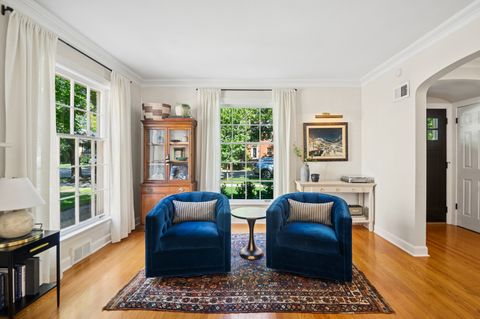 Tiny photo for 6632 N Sioux Avenue, Chicago, IL 60646 (MLS # 12501385)