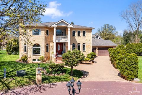 Photo of 822 Coventry Lane, Oak Brook, IL 60523 (MLS # 12622461)