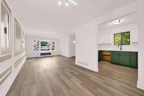 Tiny photo for 9117 S Brandon Avenue, Chicago, IL 60617 (MLS # 12695815)