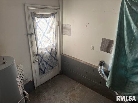 Tiny photo for 205 STATE Street, Christopher, IL 62822 (MLS # EB460777)