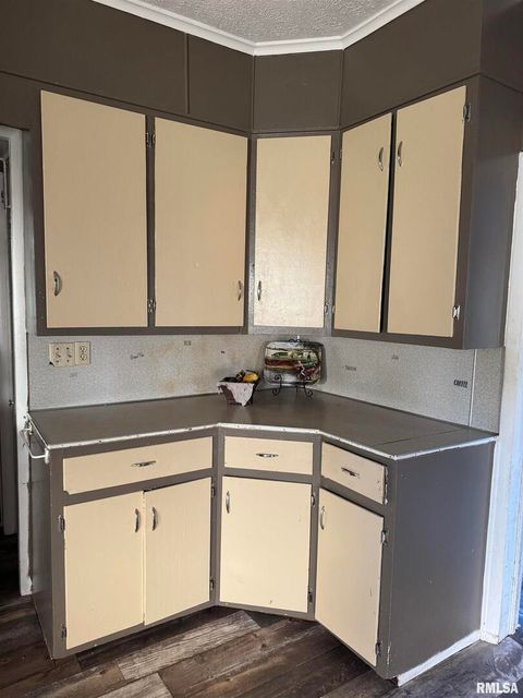 Tiny photo for 205 STATE Street, Christopher, IL 62822 (MLS # EB460777)