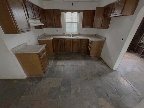 Tiny photo for 7514 S Rhodes Avenue, Chicago, IL 60619 (MLS # 12524263)