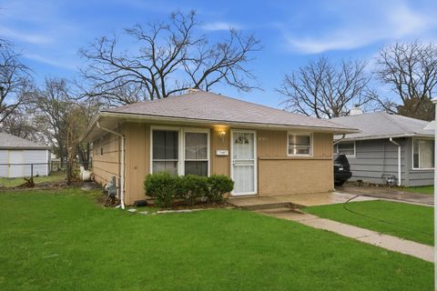Tiny photo for 14703 Ellis Avenue, Dolton, IL 60419 (MLS # 12616801)