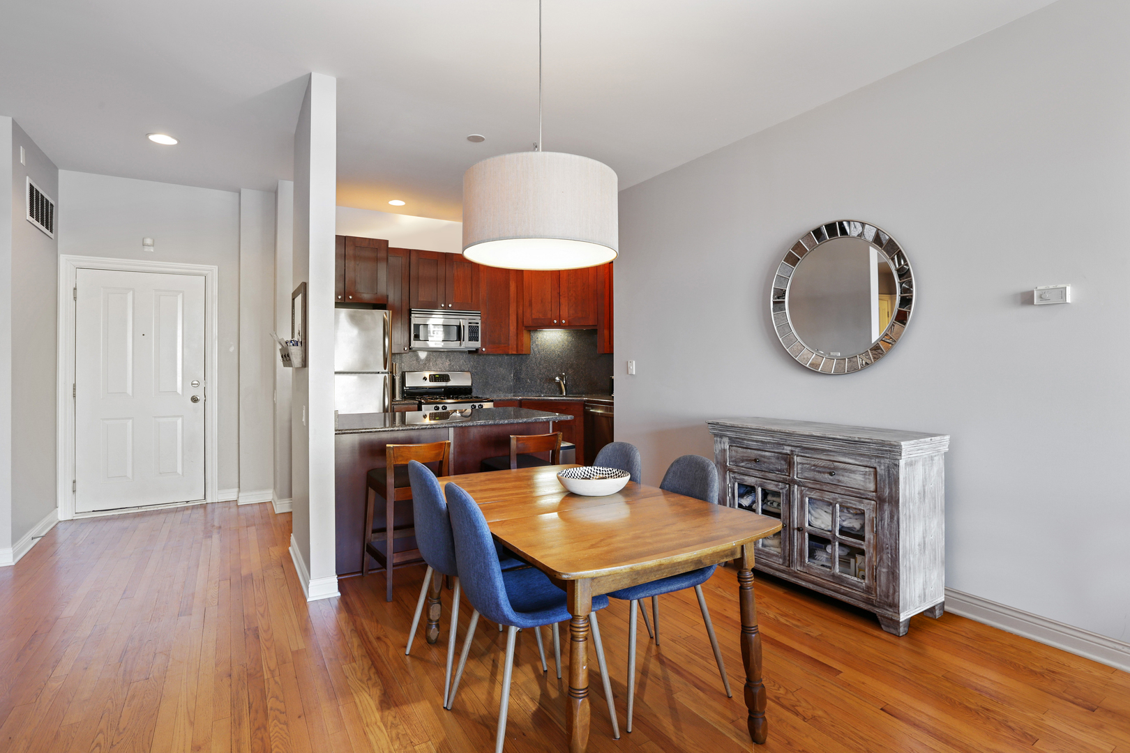 1355 W Washington Boulevard 5A