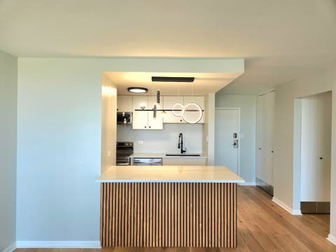 Tiny photo for 2015 S Finley Road S #900, Lombard, IL 60148 (MLS # 12639551)