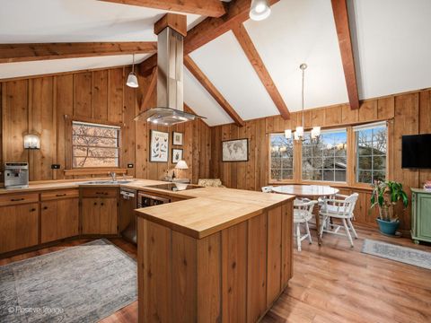 Tiny photo for 671 Prairie Avenue, Glen Ellyn, IL 60137 (MLS # 12583444)