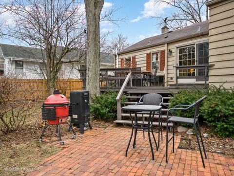 Tiny photo for 671 Prairie Avenue, Glen Ellyn, IL 60137 (MLS # 12583444)