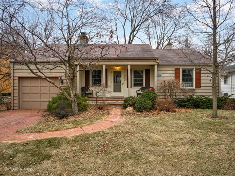 671 Prairie Avenue Glen Ellyn IL 60137