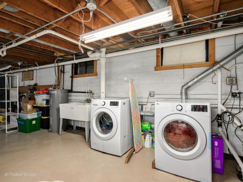 Tiny photo for 671 Prairie Avenue, Glen Ellyn, IL 60137 (MLS # 12583444)