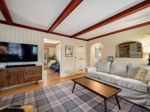 Tiny photo for 671 Prairie Avenue, Glen Ellyn, IL 60137 (MLS # 12583444)