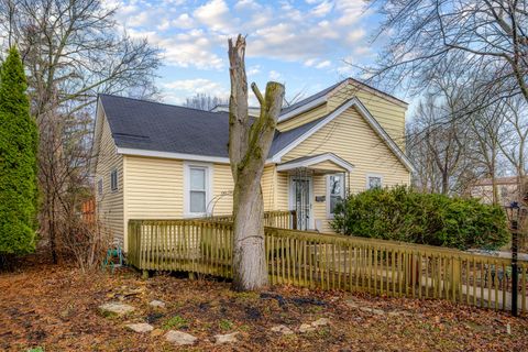 Tiny photo for 818 Bach Street, Northbrook, IL 60062 (MLS # 12595052)