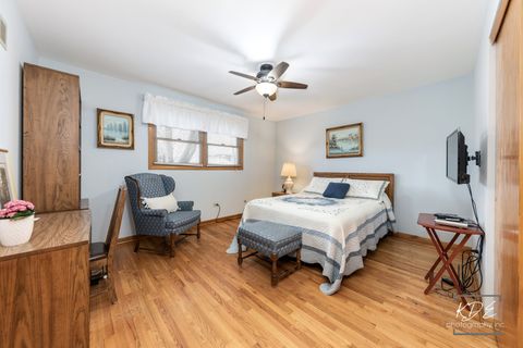 Tiny photo for 10128 Mansfield Avenue, Oak Lawn, IL 60453 (MLS # 12605081)