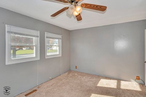 Tiny photo for 1071 E Broadway Street, Bradley, IL 60915 (MLS # 12516905)