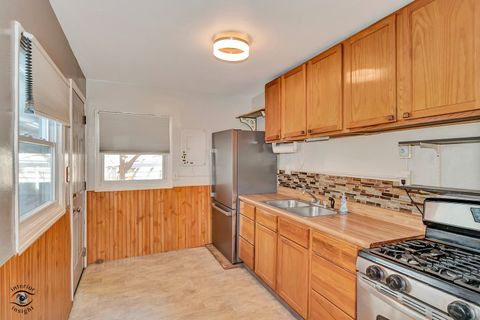 Tiny photo for 1071 E Broadway Street, Bradley, IL 60915 (MLS # 12516905)