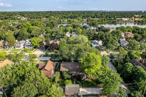 Tiny photo for 1308 HARLEM Boulevard, Rockford, IL 61103 (MLS # 12435740)