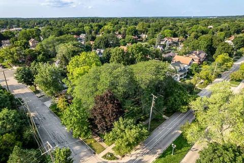 Tiny photo for 1308 HARLEM Boulevard, Rockford, IL 61103 (MLS # 12435740)