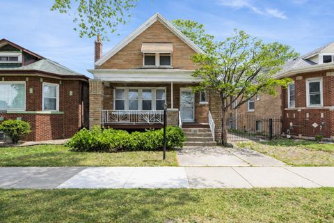 Photo of 7811 S Wabash Avenue, Chicago, IL 60619 (MLS # 12570297)