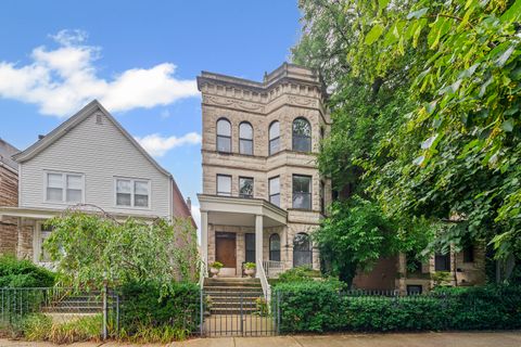4537 N Greenview Avenue Chicago IL 60640