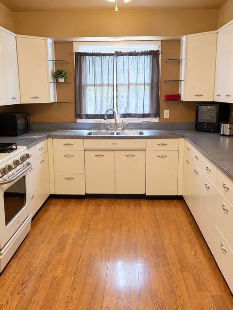 Tiny photo for 905 W Carroll Street, Macomb, IL 61455 (MLS # 12787585)