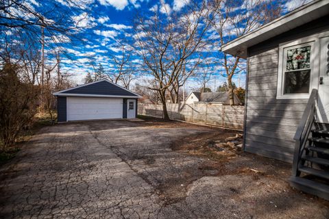 Tiny photo for 235 W Ash Street, Lombard, IL 60148 (MLS # 12604781)