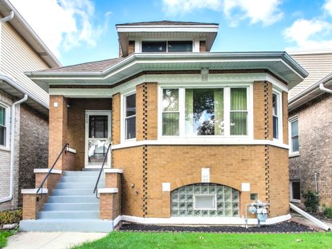 Tiny photo for 2932 N 77th Court, Elmwood Park, IL 60707 (MLS # 12552890)