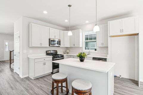 Tiny photo for 816 Simpson Avenue, Elburn, IL 60119 (MLS # 12328794)