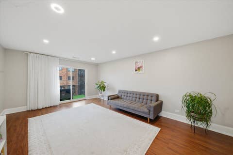 Tiny photo for 9331 Landings Lane #504, Des Plaines, IL 60016 (MLS # 12667549)
