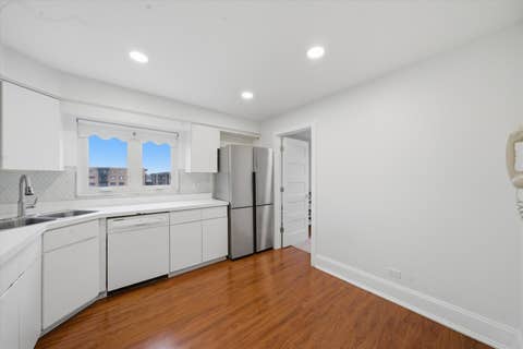 Tiny photo for 9331 Landings Lane #504, Des Plaines, IL 60016 (MLS # 12667549)