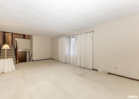 Tiny photo for 2705 36TH Street, Rock Island, IL 61201 (MLS # QC4269530)