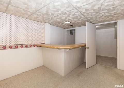 Tiny photo for 2705 36TH Street, Rock Island, IL 61201 (MLS # QC4269530)