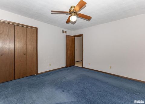 Tiny photo for 2705 36TH Street, Rock Island, IL 61201 (MLS # QC4269530)