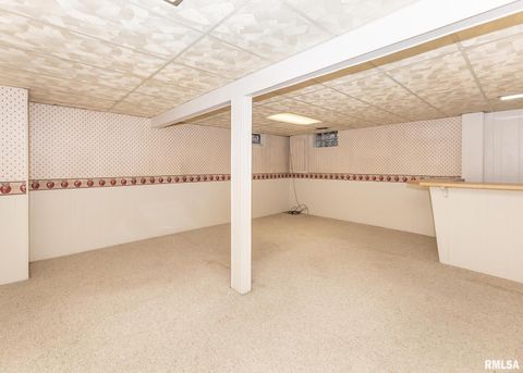 Tiny photo for 2705 36TH Street, Rock Island, IL 61201 (MLS # QC4269530)