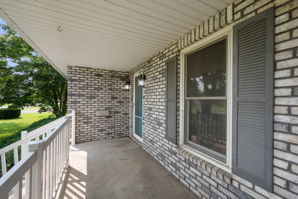 204 NE 7th Street
