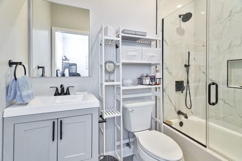 Tiny photo for 943 N Central Park Avenue, Chicago, IL 60651 (MLS # 12521263)