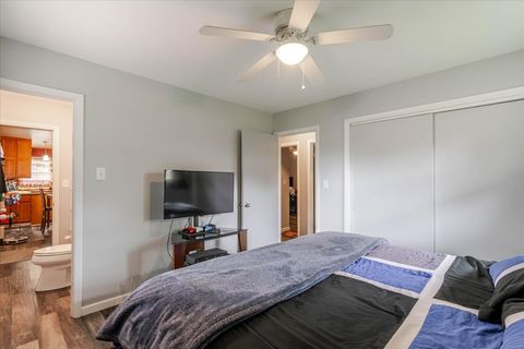 Tiny photo for 1222 S Mason Street, Bloomington, IL 61701 (MLS # 12688200)