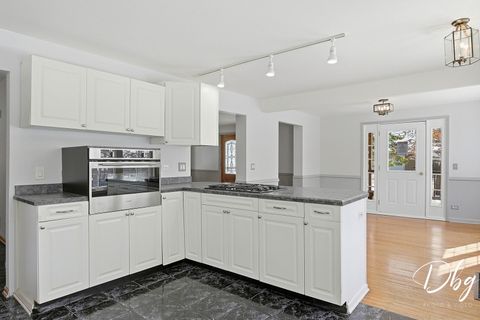 Tiny photo for 21870 W Lake Avenue, Round Lake, IL 60073 (MLS # 12567894)