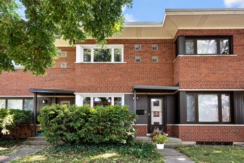Photo of 519 Ridge Road, Wilmette, IL 60091 (MLS # 12698972)