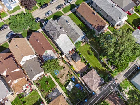 Tiny photo for 13326 S Burley Avenue, Chicago, IL 60633 (MLS # 12733020)