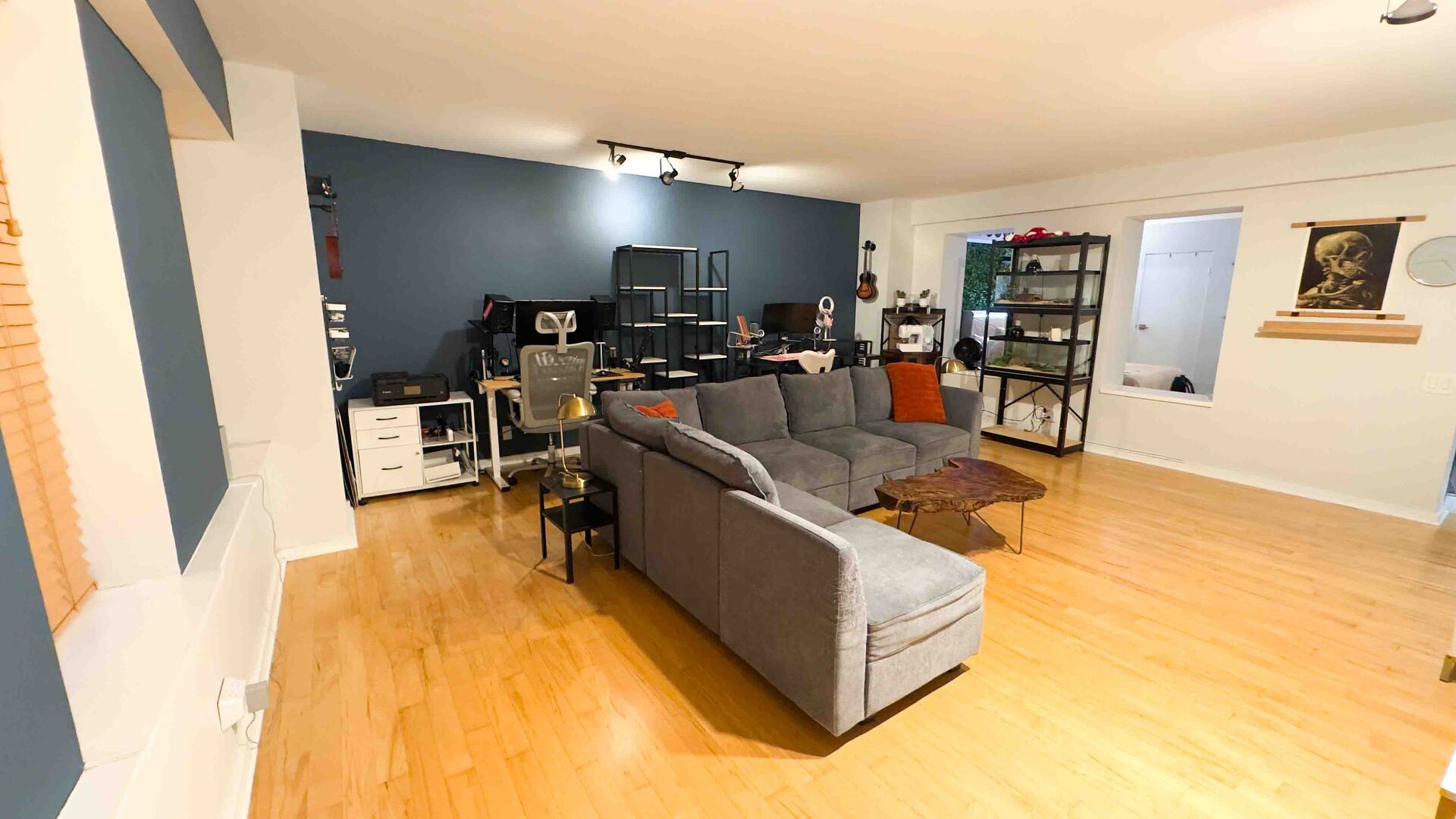 40 E 9th Street 1103