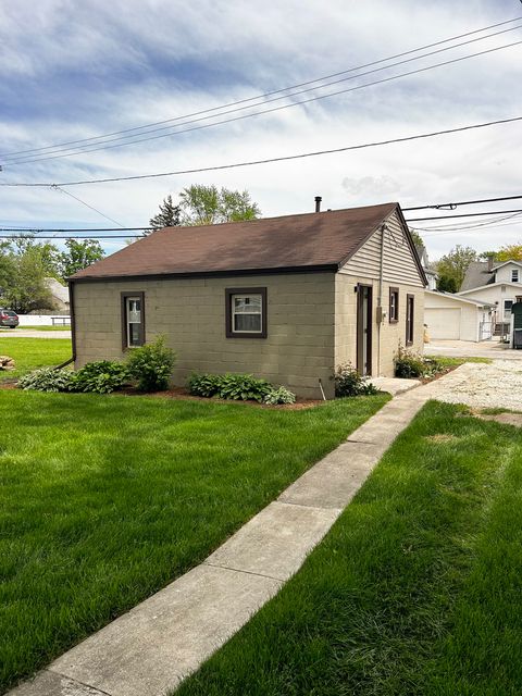 Tiny photo for 384 N Grand Avenue, Bradley, IL 60915 (MLS # 12458957)