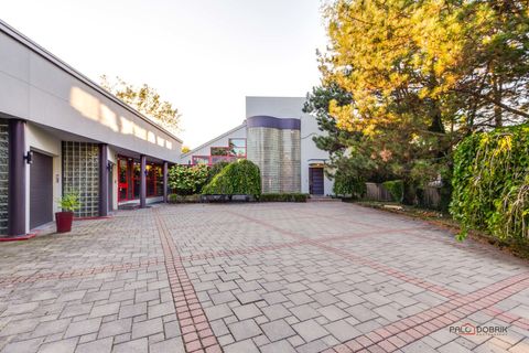 A home in Northbrook