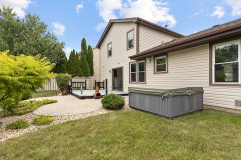 Tiny photo for 1842 Hawk Lane, Elk Grove Village, IL 60007 (MLS # 12711716)