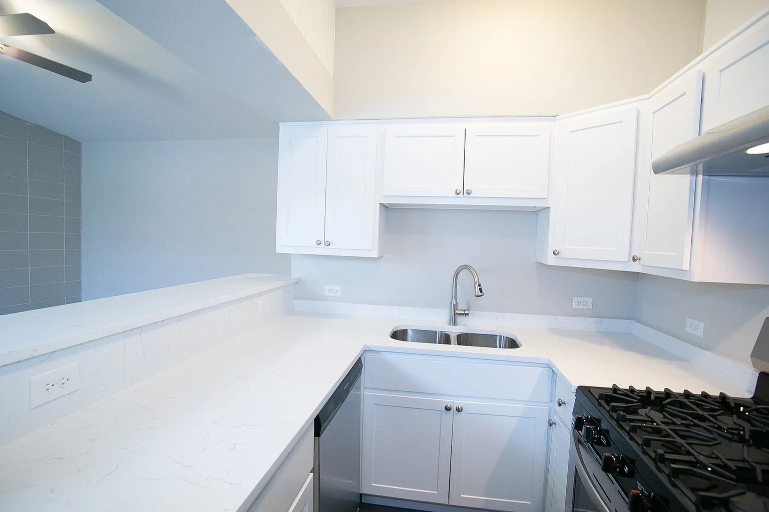 24 E Washington Avenue UNIT-3